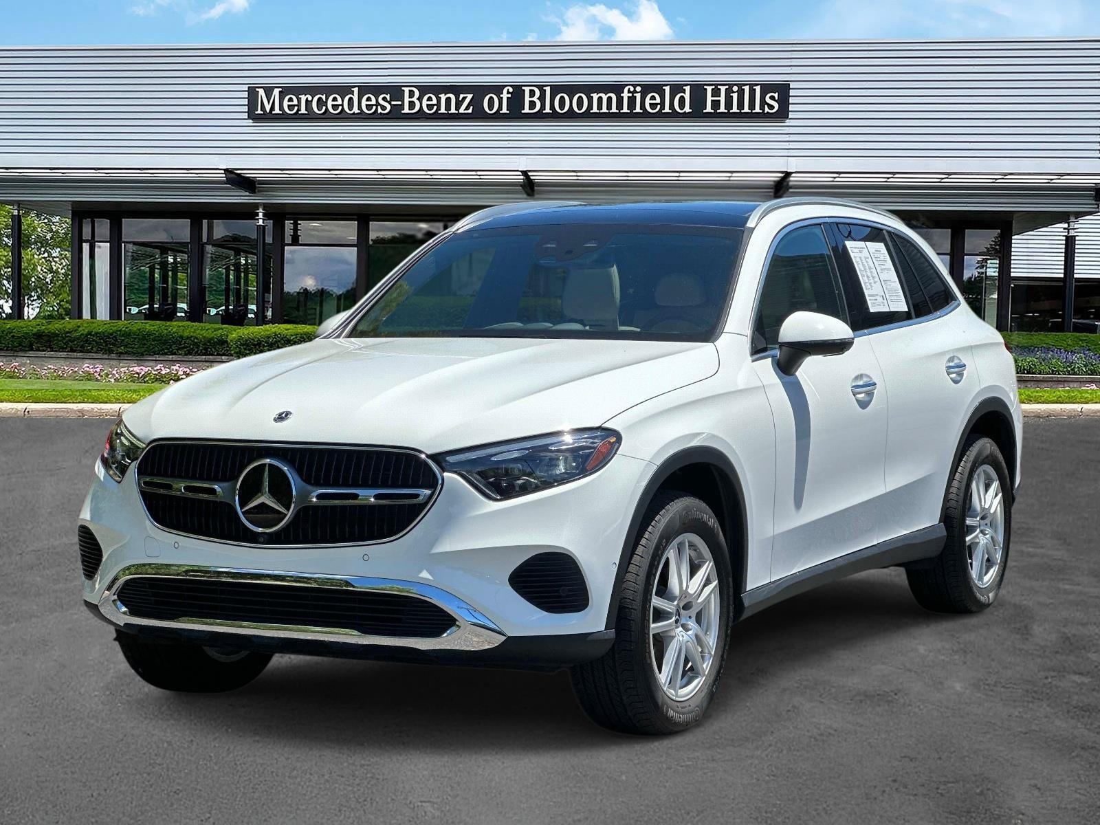 Certified Used 2023 Polar White Mercedes-Benz GLC 300 image 1