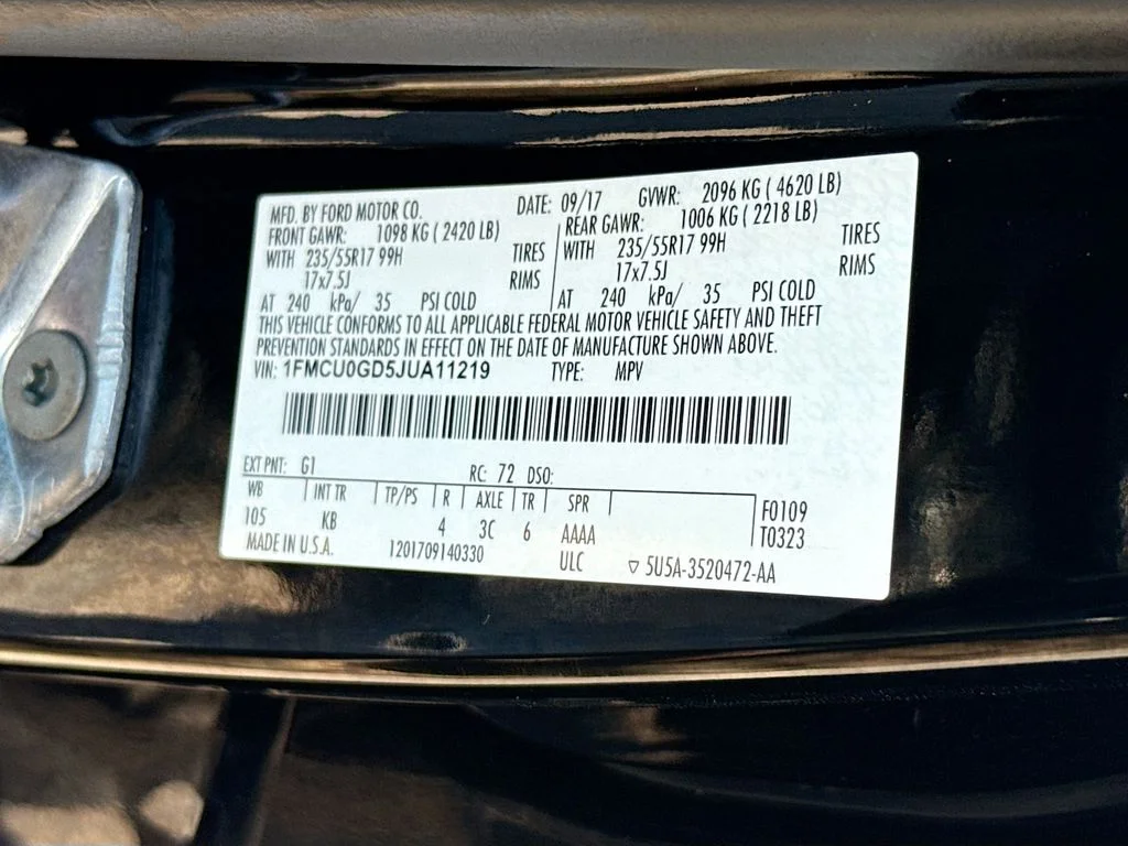 Used 2018 Black Ford SE image 34