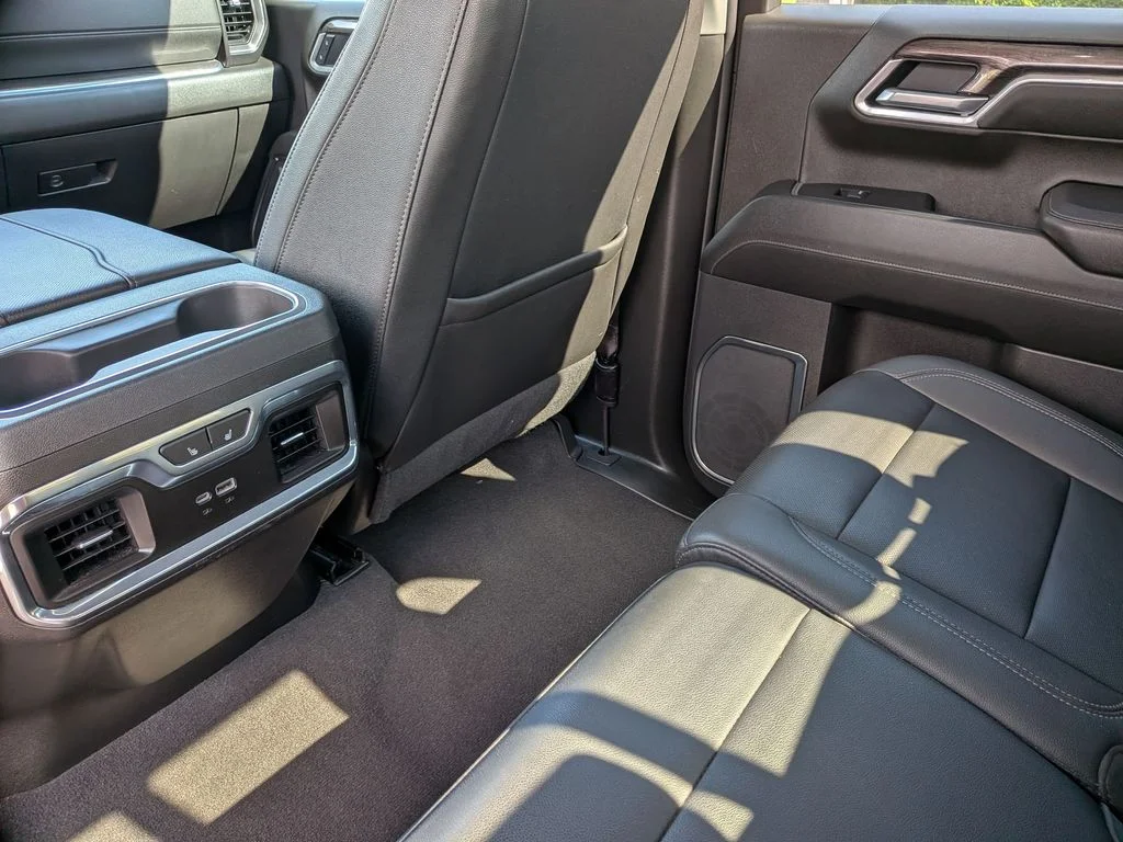 Used 2025 Gray Chevrolet LTZ image 28