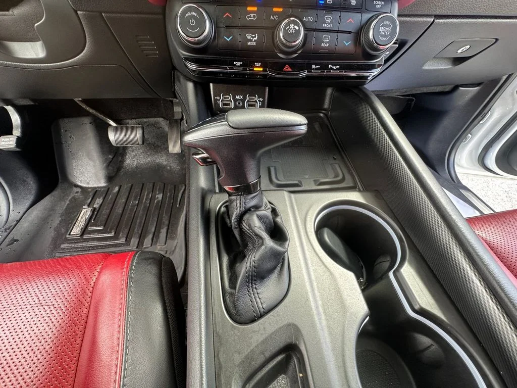 Used 2022 White Dodge R/T image 34