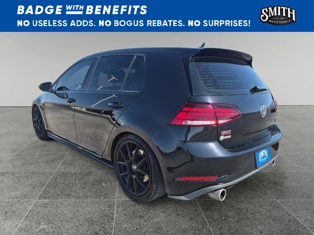 Used 2019 Deep Black Pearl Effect Volkswagen SE image 6