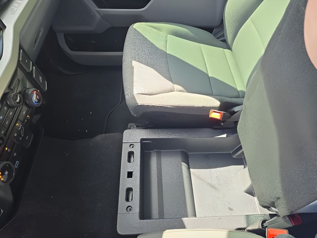 Used 2024 Oxford White Ford XLT image 20