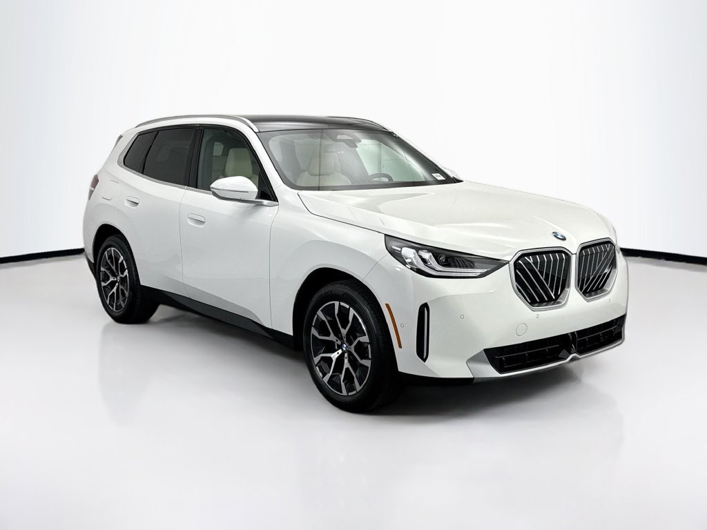 Certified Used 2026 Alpine White BMW 30 xDrive image 3