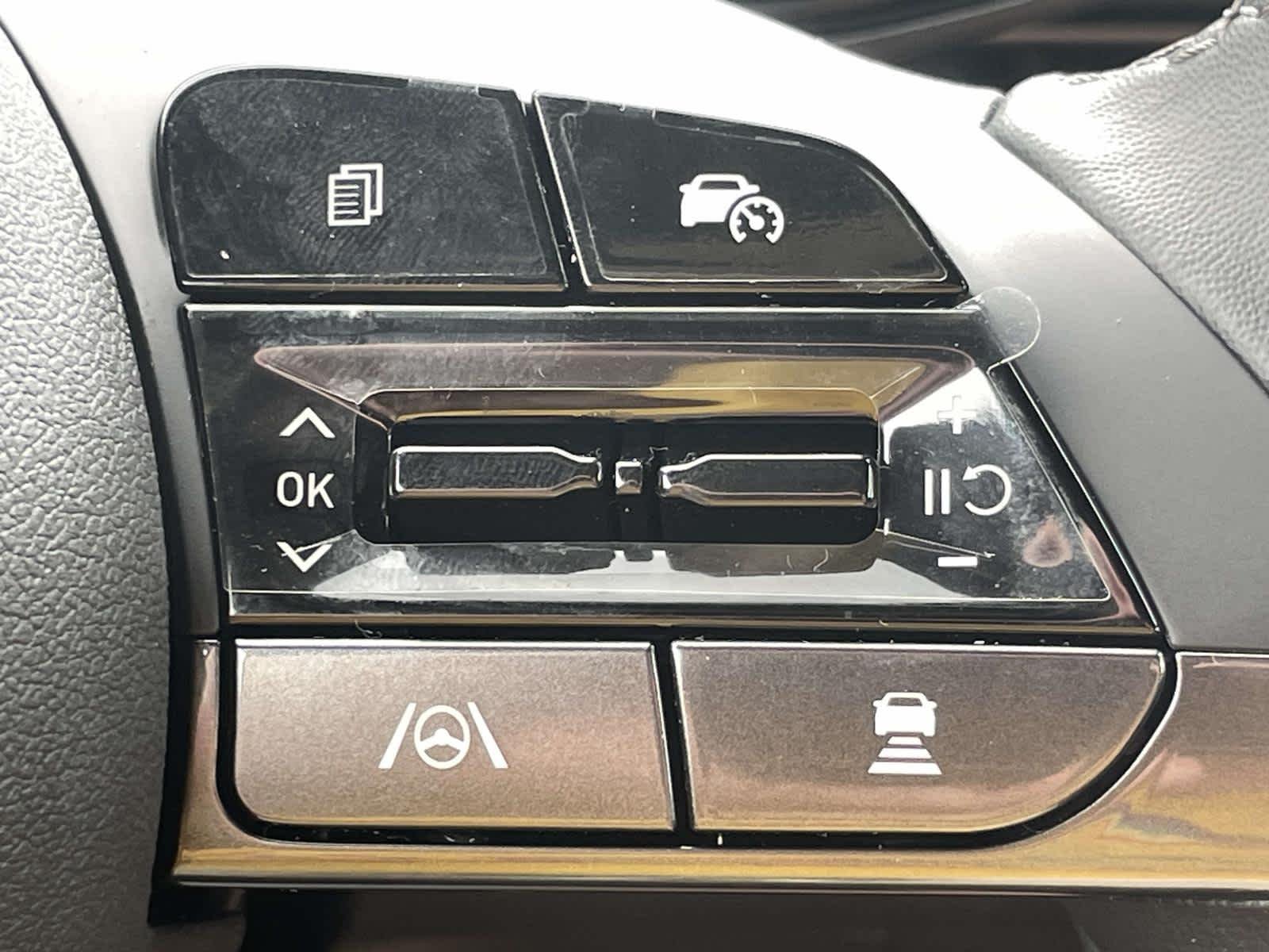 New 2026 Serenity White Hyundai SEL Sport Premium image 29