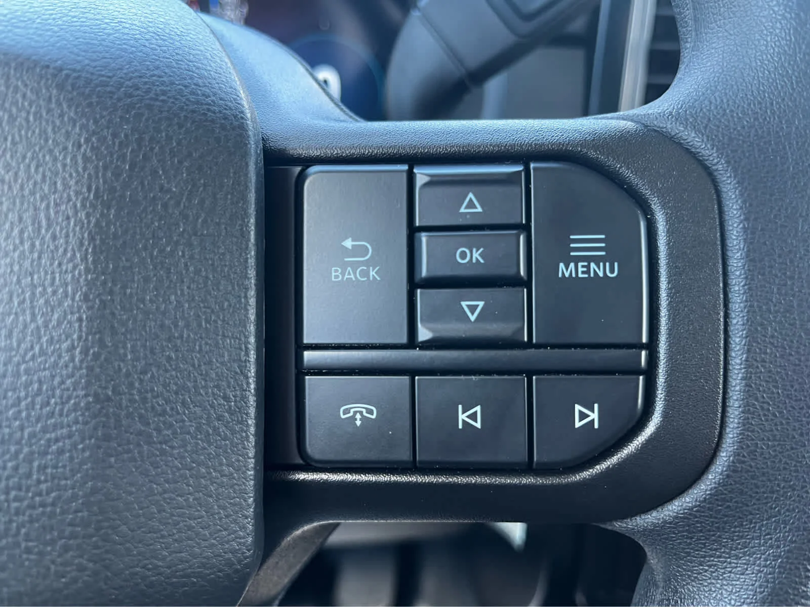 2025 Ford F-150 XL - Photo 40