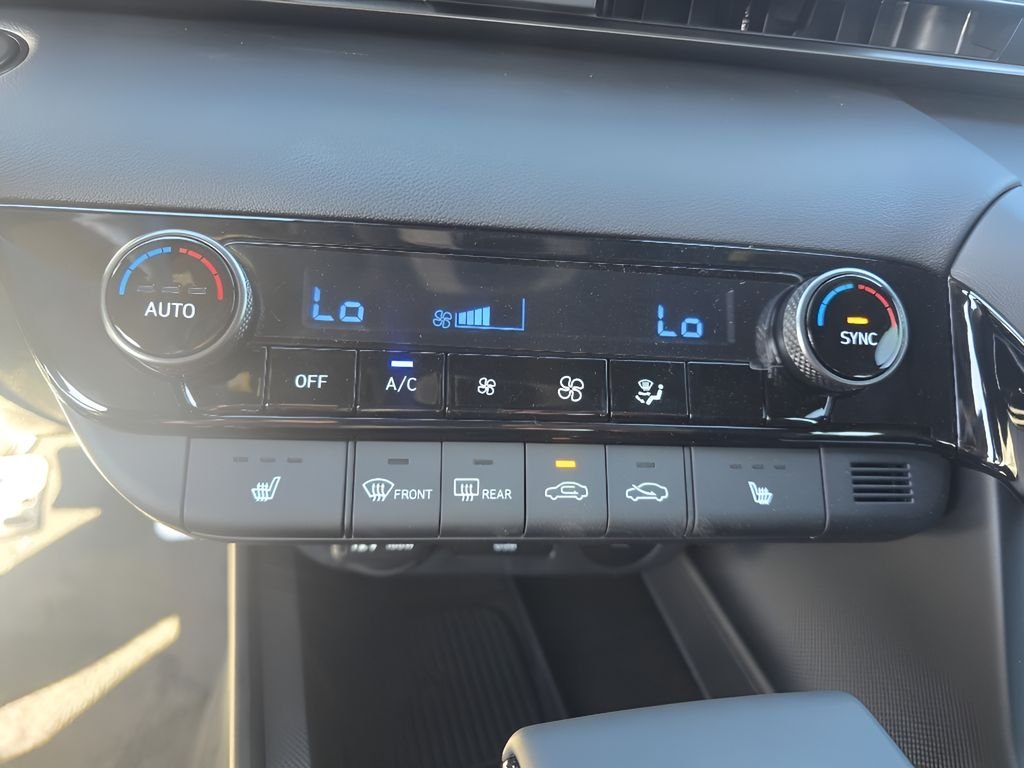 New 2026 Fluid Metal Hyundai SEL Sport Premium image 20