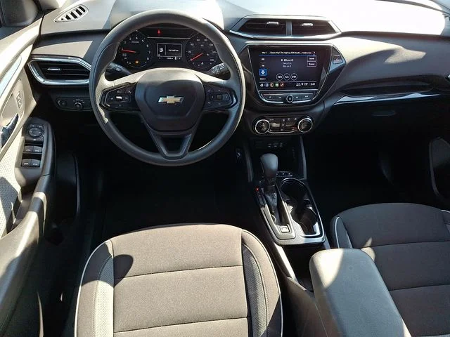Used 2023 Black Chevrolet LT image 12