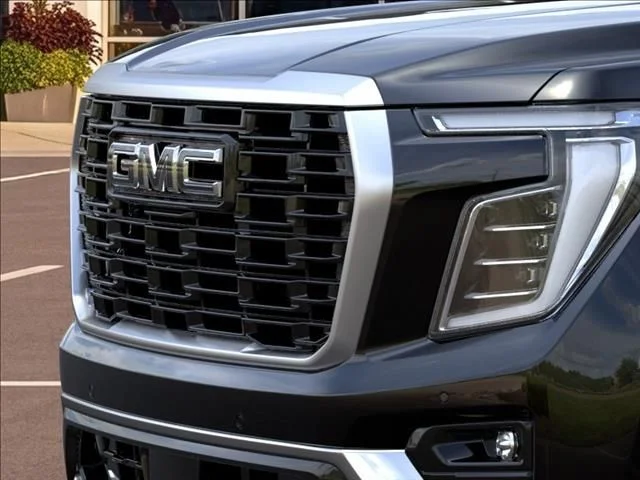 2026 GMC Yukon Denali - Photo 13