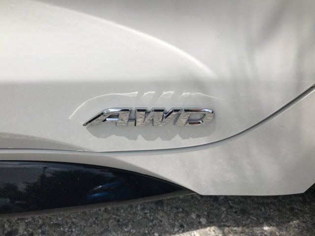 Certified Used 2026 Ice Cap Toyota Hybrid SE image 32