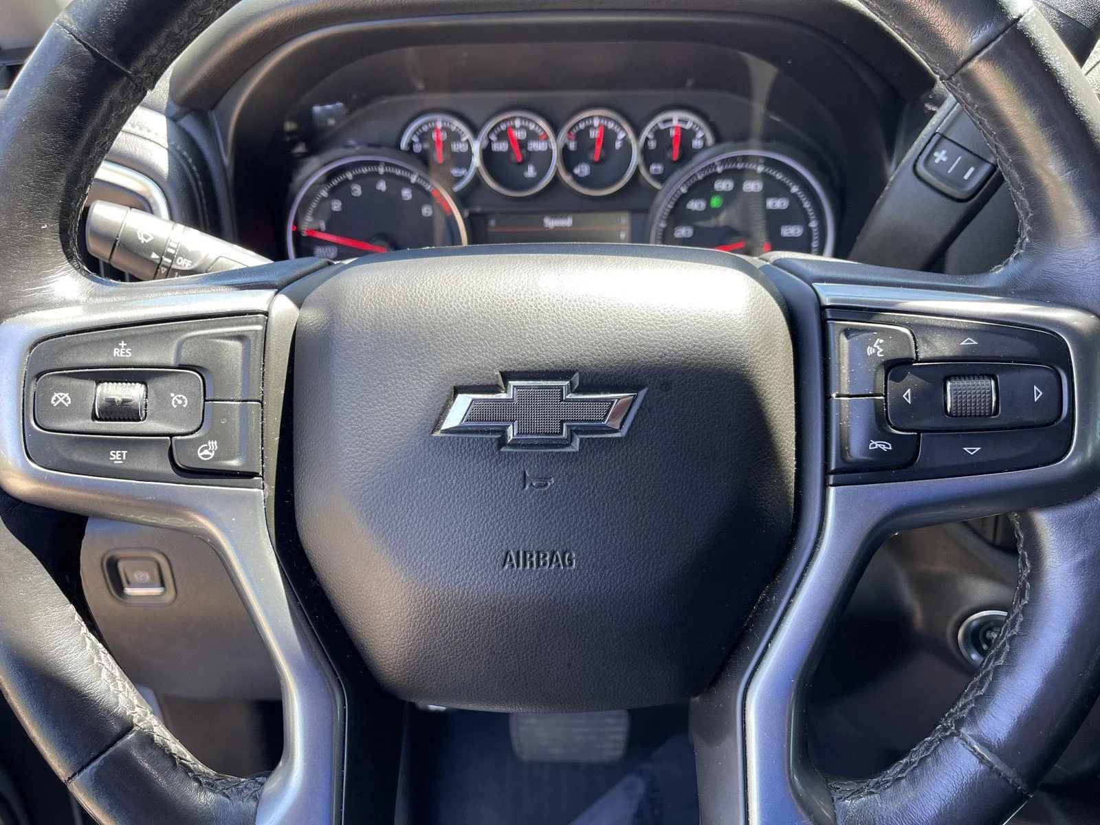 Used 2021 SILVER ICE METALLIC Chevrolet LT Trail Boss image 23