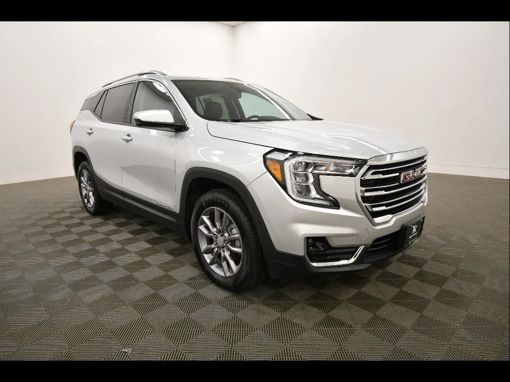 2022 GMC Terrain SLT - Photo 10