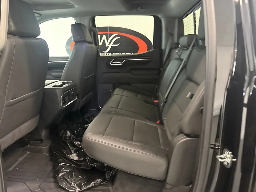 New 2026 Onyx Black GMC SLT image 13