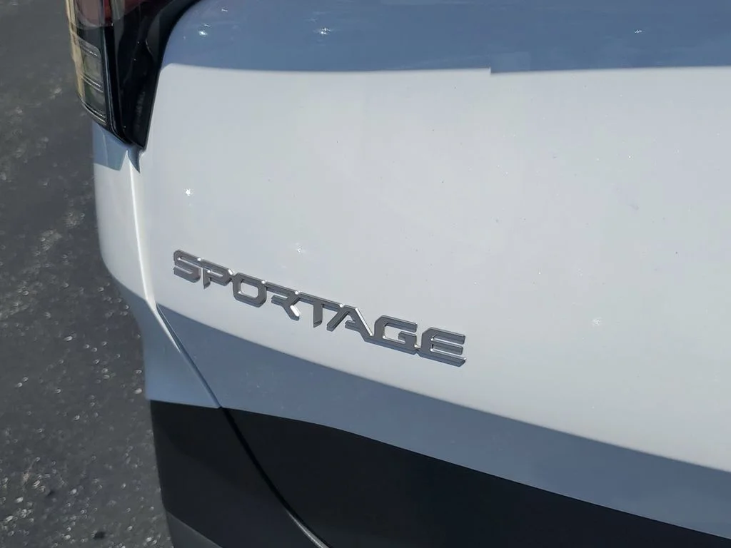Certified Used 2024 White Kia X-Line image 7