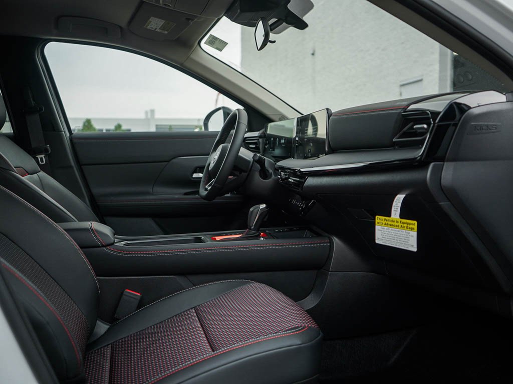 2026 Nissan KICKS SR AWD - Photo 10