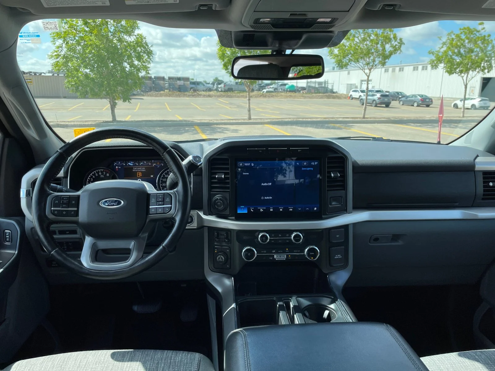Used 2022 Red Ford XLT SuperCrew image 17