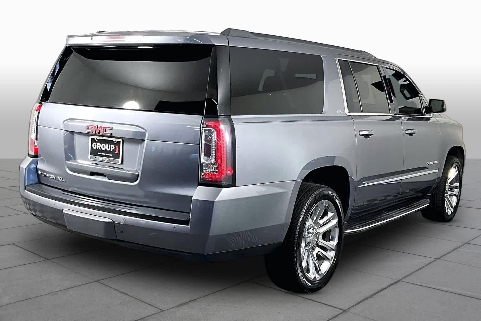 Used 2018 SATIN STEEL METALLIC GMC SLT image 12