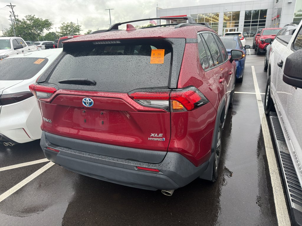 Used 2024 Ruby Flare Pearl Toyota Hybrid XLE Premium image 4