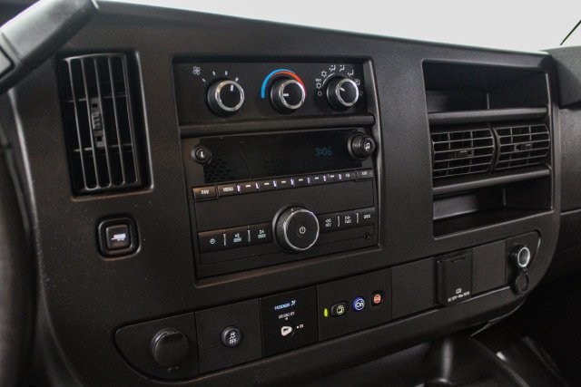 2021 Chevrolet Express Cargo Work Van - Photo 23
