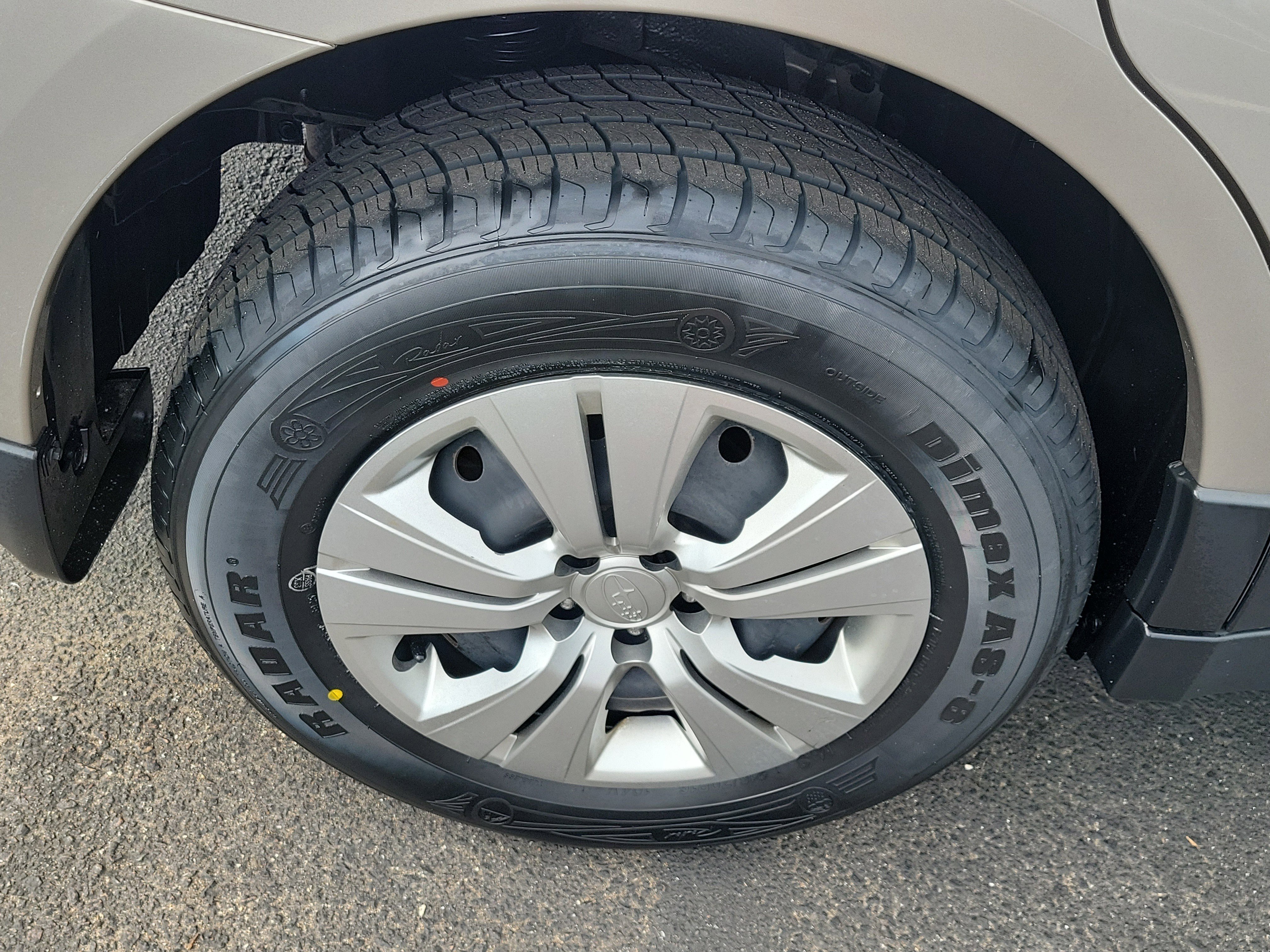Used 2014 Tungsten Metallic Subaru 2.5i image 10