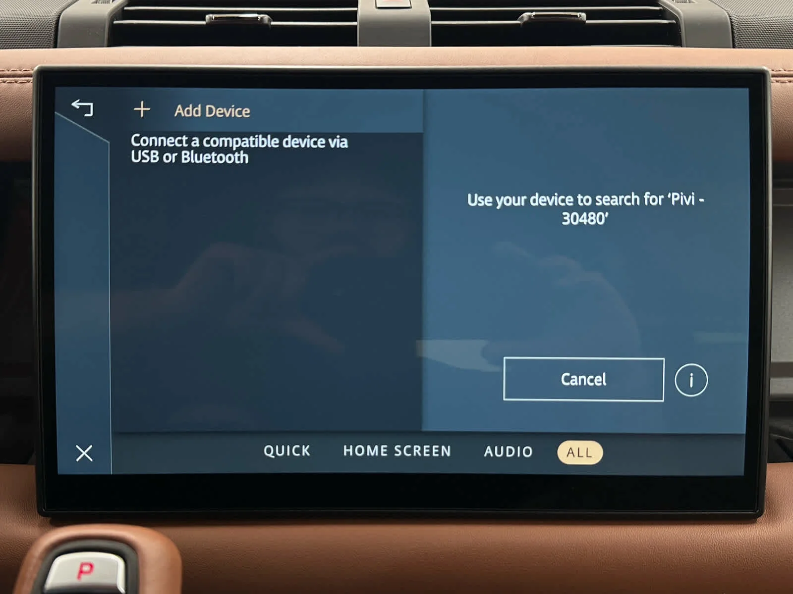 Used 2025 Petra Copper Premium Metallic Land Rover OCTA image 34