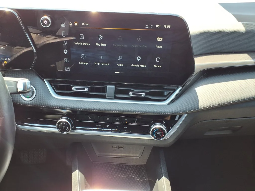 Used 2025 Gray Chevrolet LT image 24