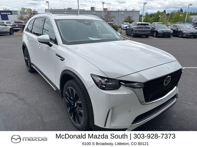 2024 Mazda CX-90 PHEV Premium Package's photo