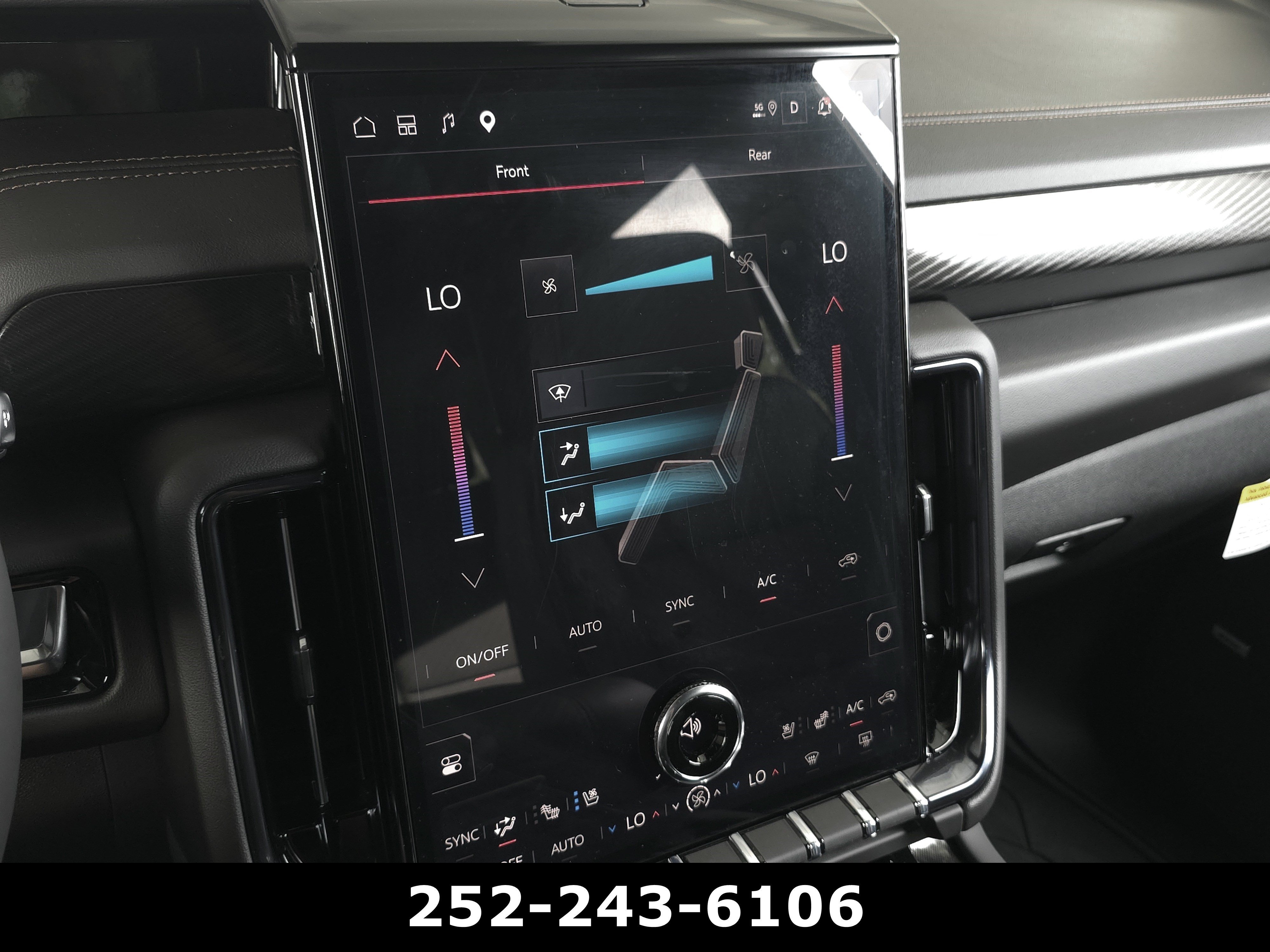 Used 2026 Midnight Pine GMC AT4 image 17