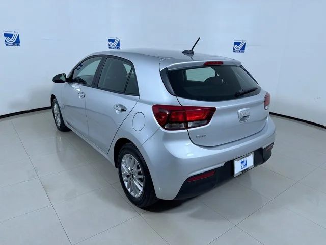 Used 2023 SILKY SILVER Kia S image 6