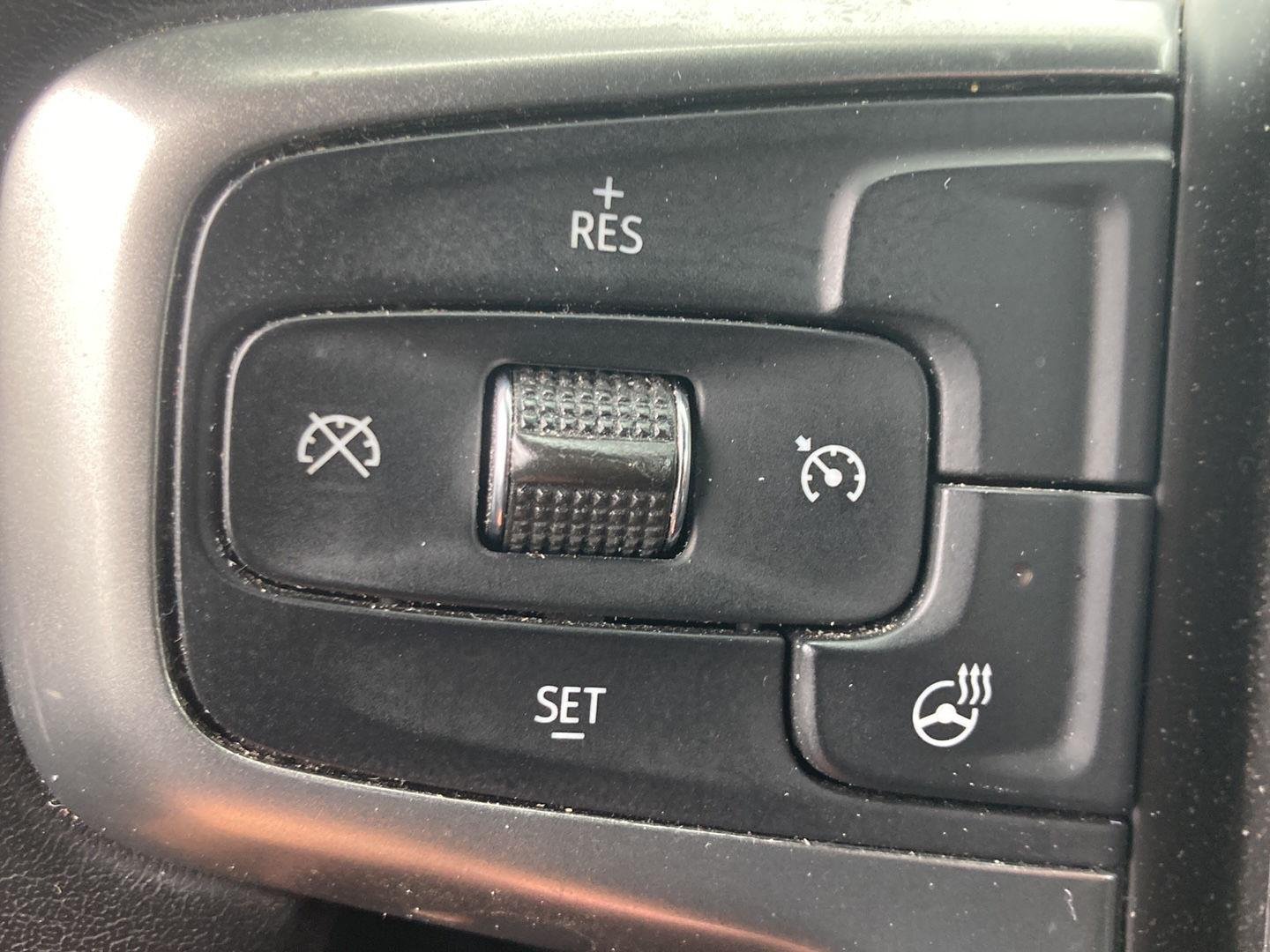 Used 2020 Silver Ice Metallic Chevrolet LT image 17