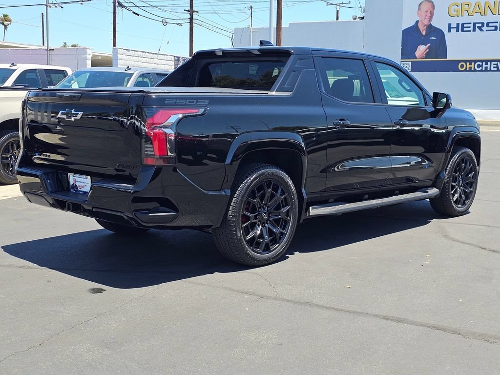 New 2026 Black Chevrolet RST Stars and Steel Edition - Extended Range image 6