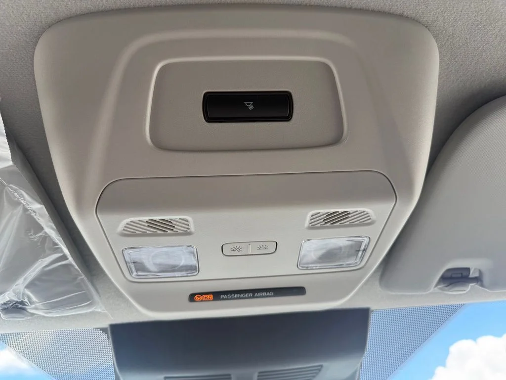 New 2026 Oxford White Ford Cargo Van image 28