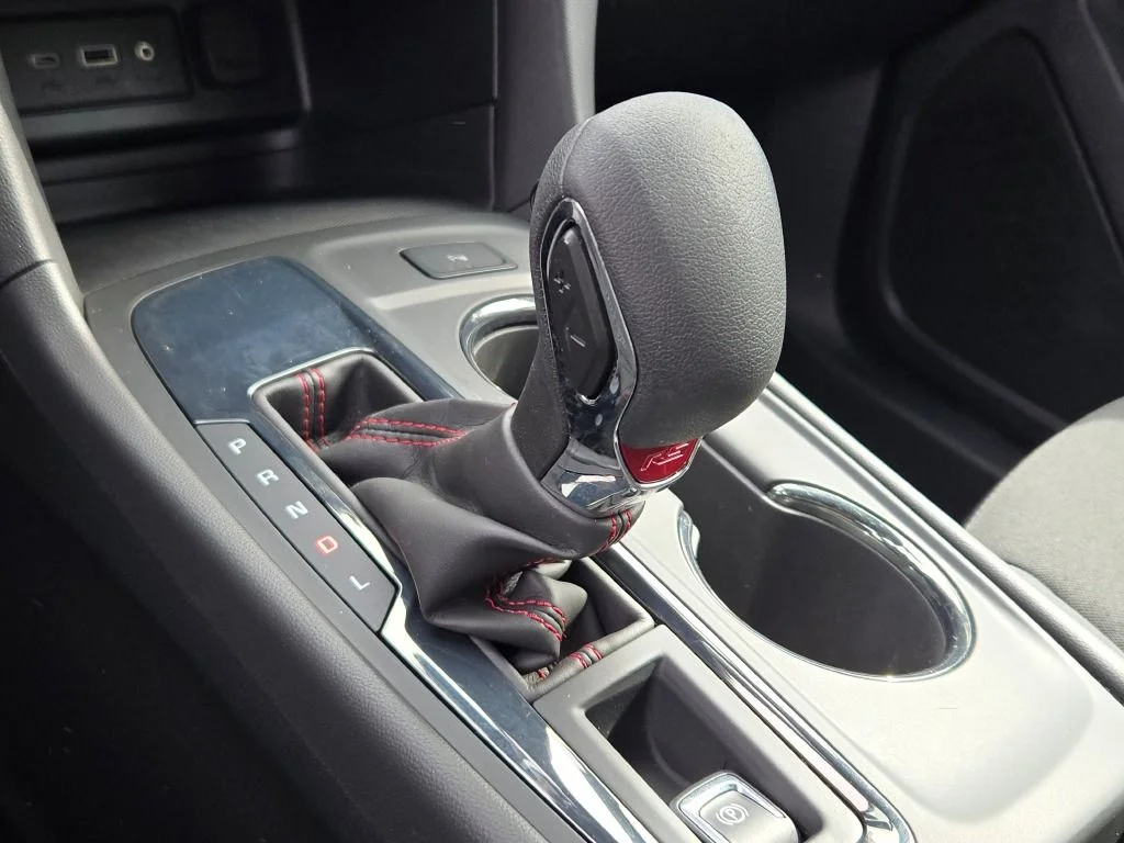 Used 2023 Red Chevrolet RS image 27