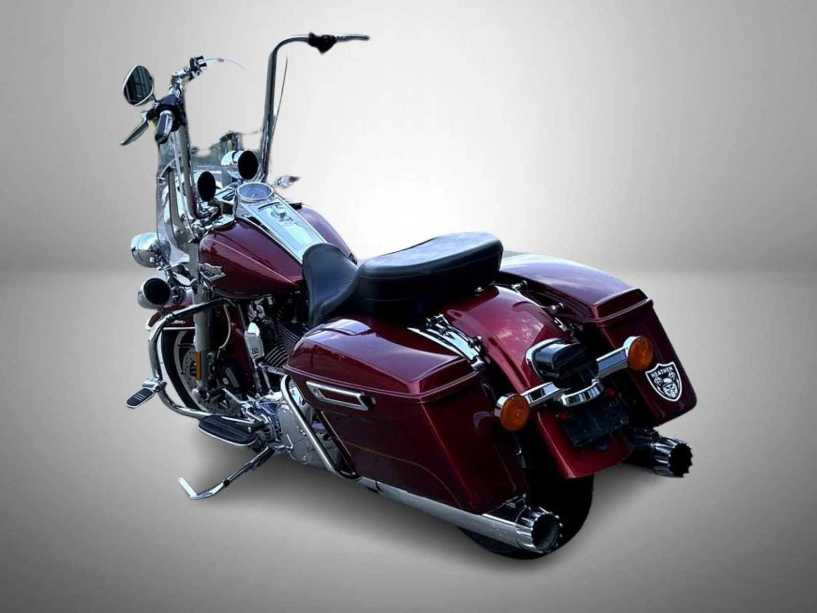 Used 2015 Red Harley-Davidson Road King image 7
