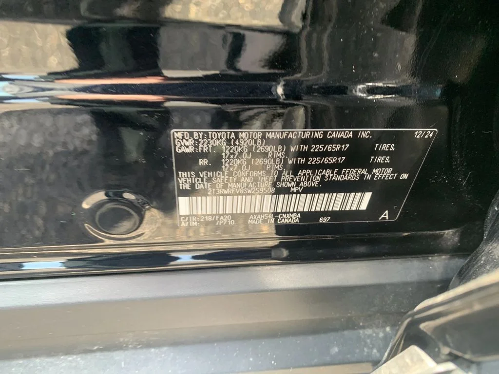 Used 2025 Black Toyota XLE image 33
