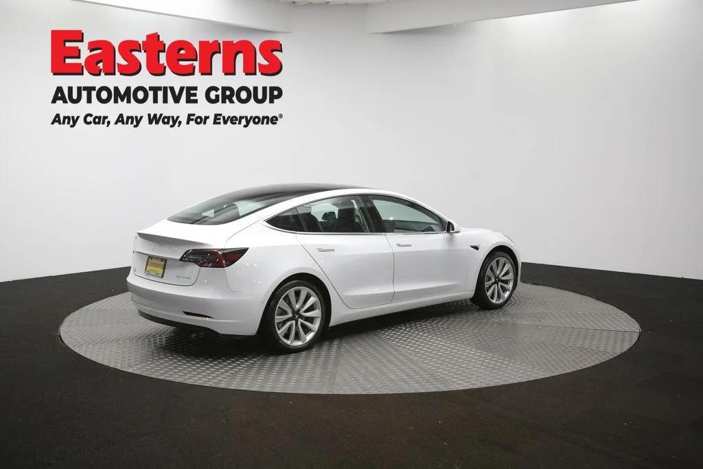 Used 2018 White Tesla Long Range image 40