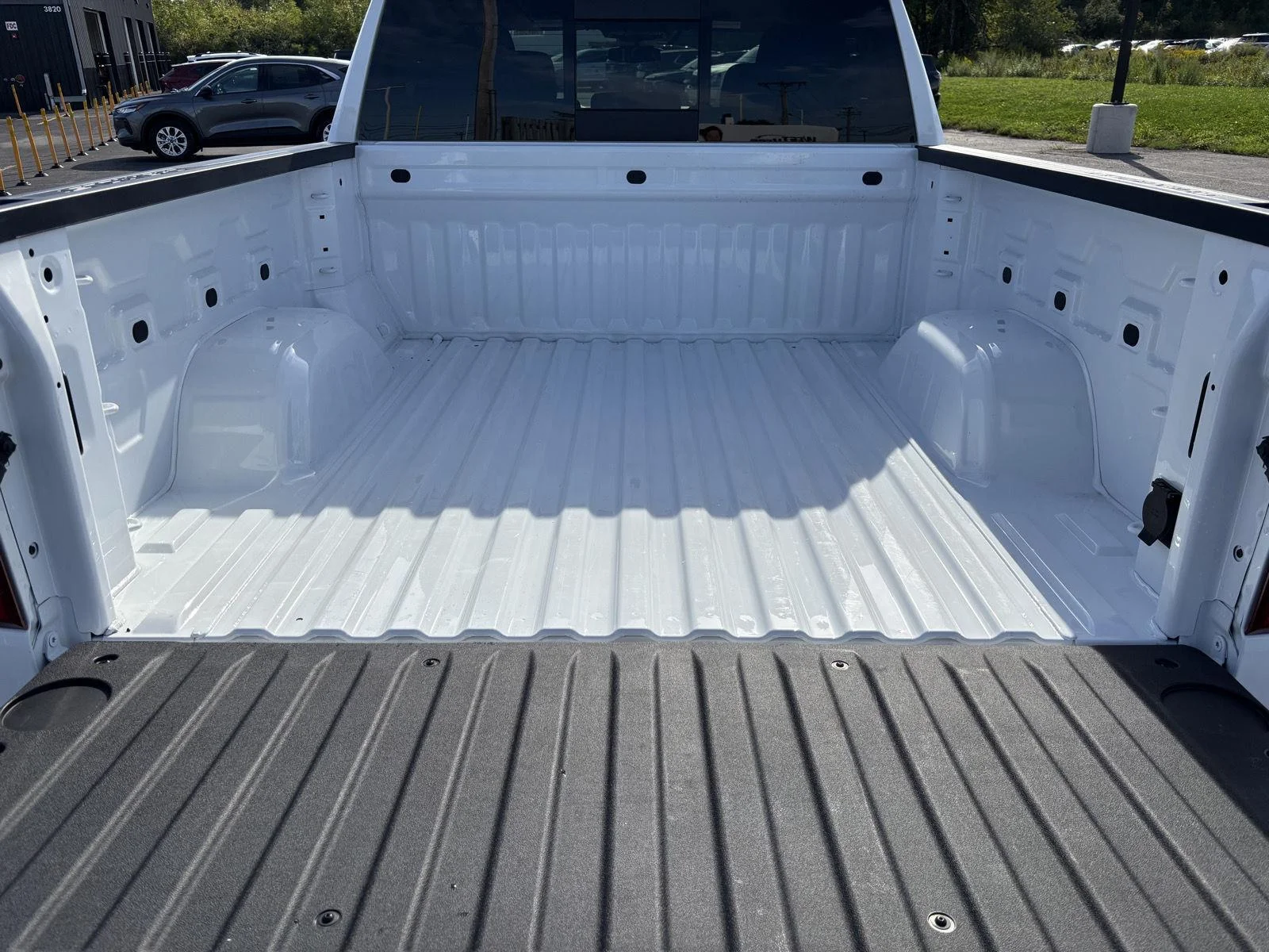 New 2026 Summit White Chevrolet LT image 60
