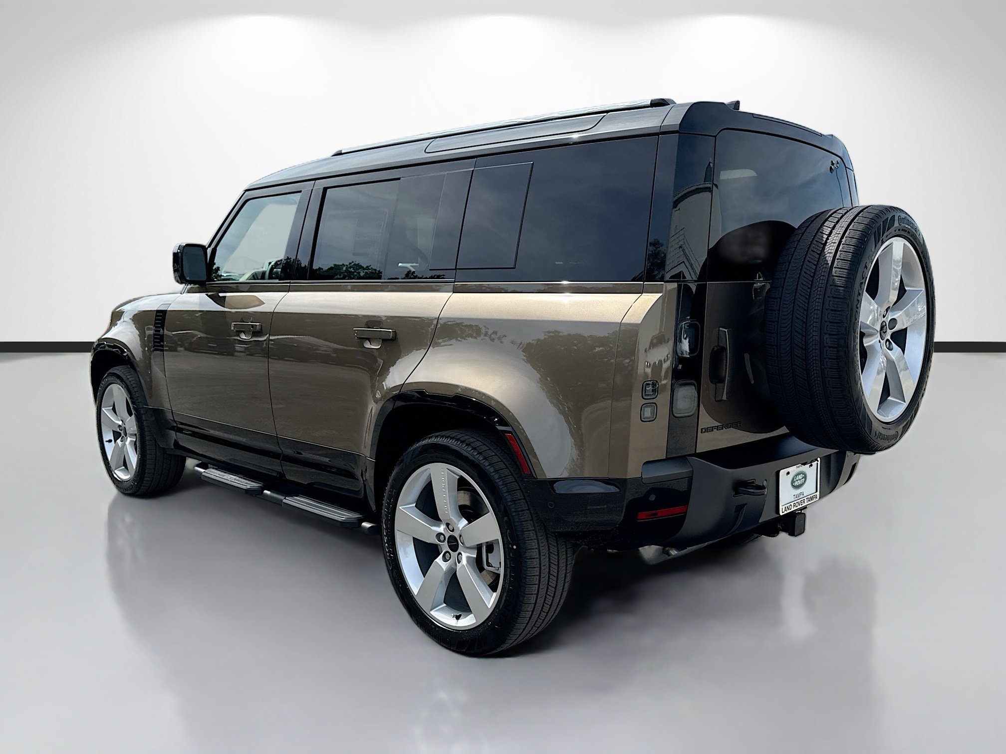 New 2026 Gondwana Stone LAND ROVER X-Dynamic SE image 3