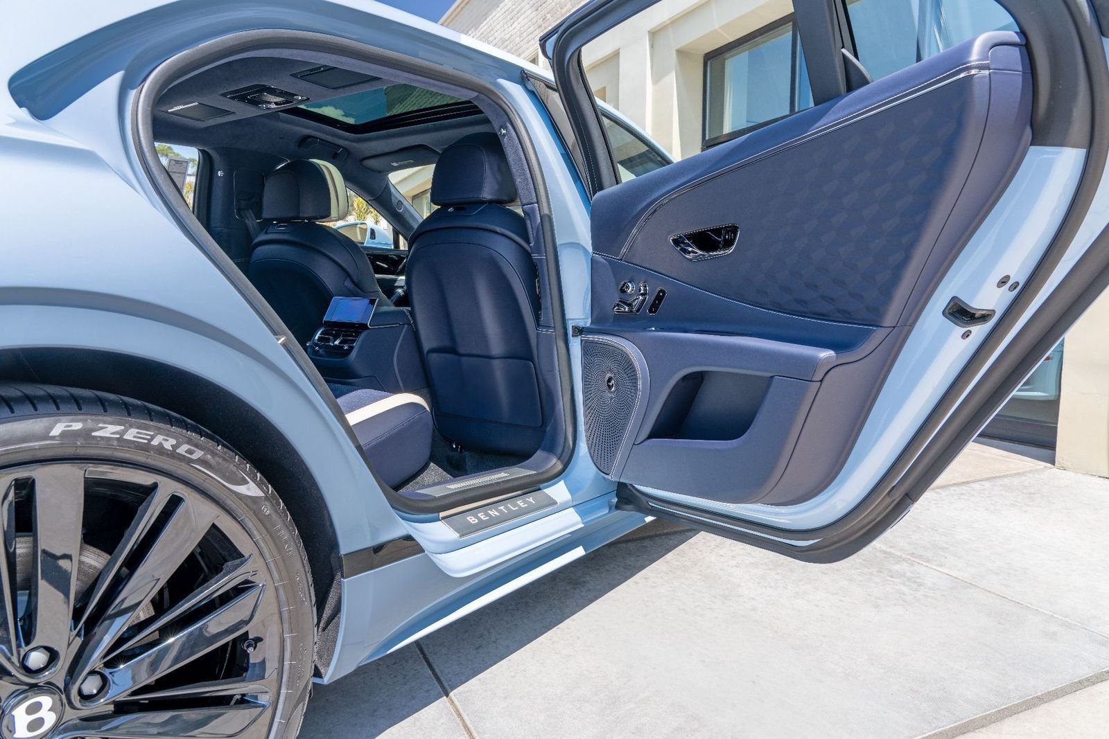 2025 Bentley Flying Spur Speed - Photo 7