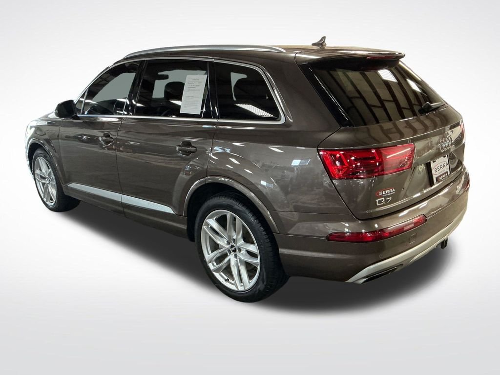 Used 2018  Audi 3.0T Prestige image 3