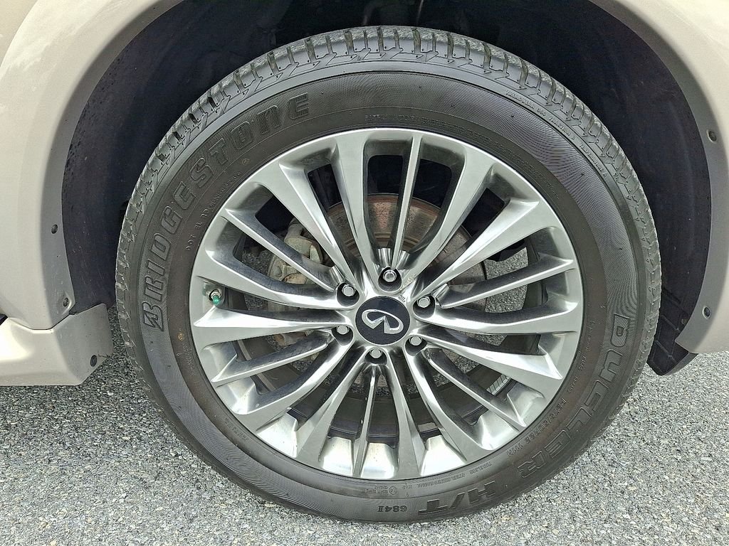 Used 2021 Beige INFINITI Sensory image 9