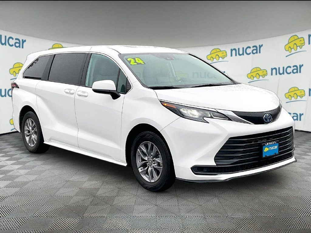 Used 2024 Ice Toyota LE image 1