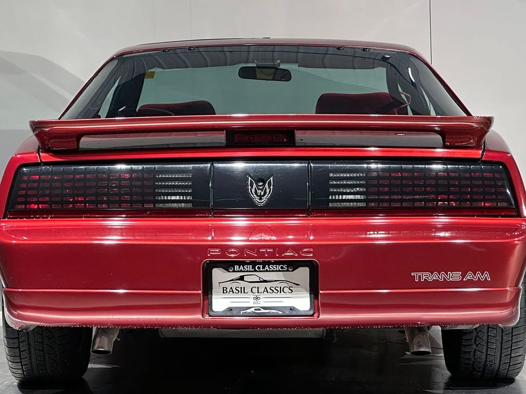 Used 1987 Red Pontiac  image 33