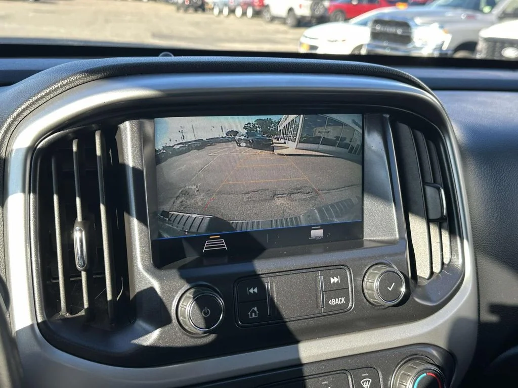 Used 2021 Steel Metallic Chevrolet LT image 33