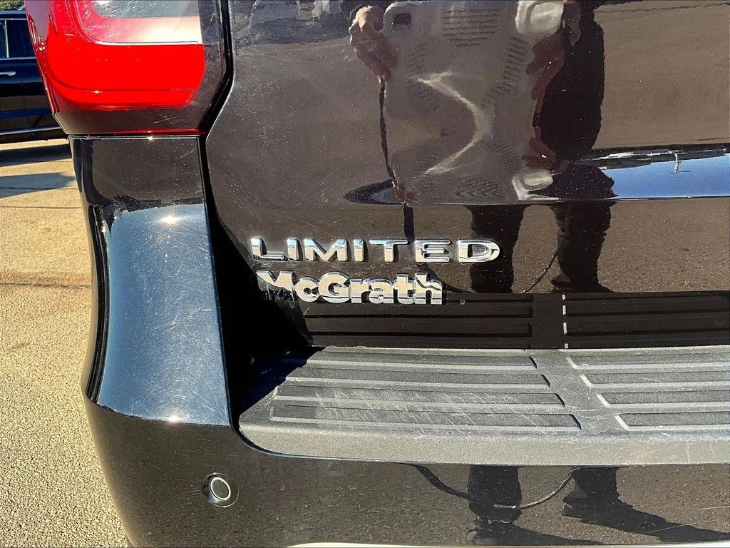 Used 2024 Black Ford Limited image 27
