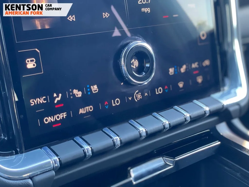 Used 2025 Gray GMC Denali image 32
