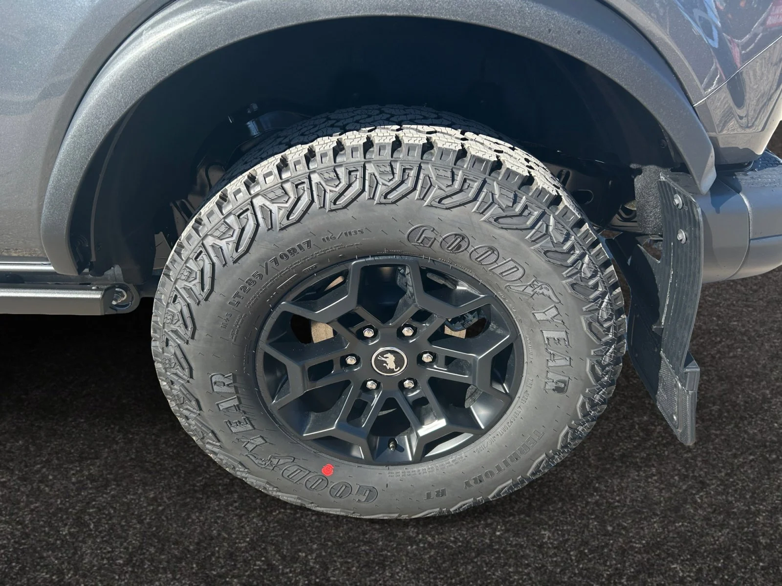 New 2026 Carbonized Grey Metallic Ford Badlands image 9