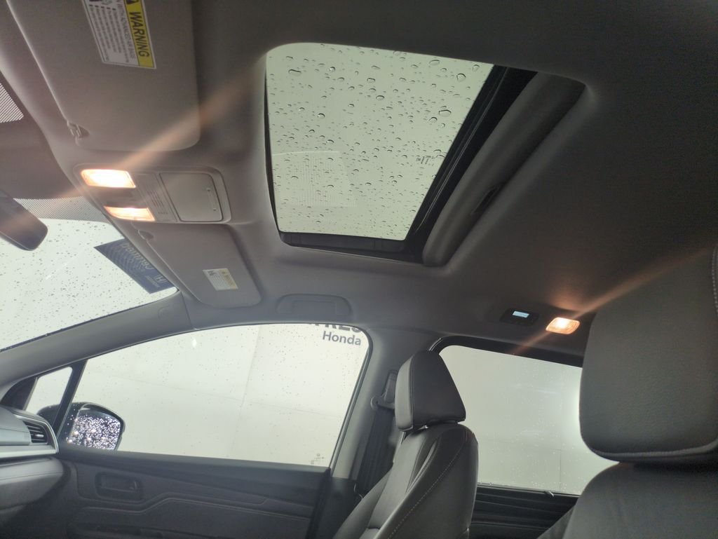 2022 Honda Odyssey EX-L - Photo 24