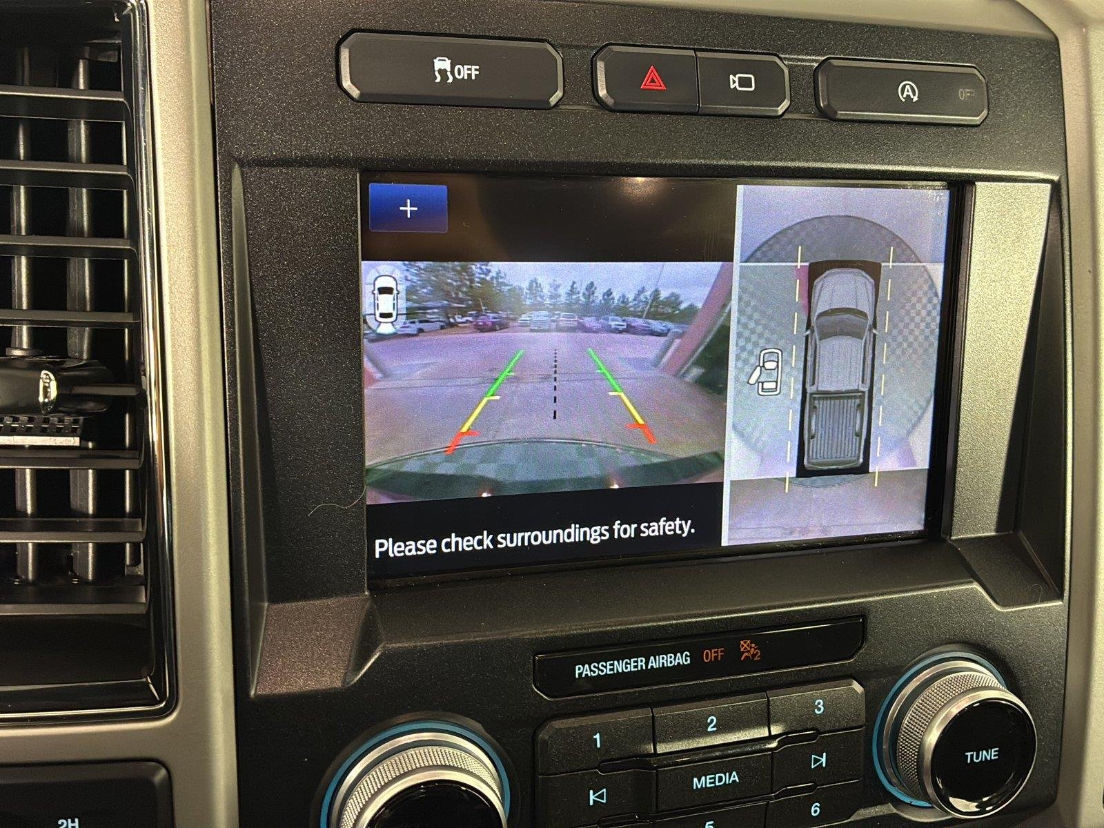Used 2019 Ruby Red Metallic Tinted Clearcoat Ford LARIAT image 49