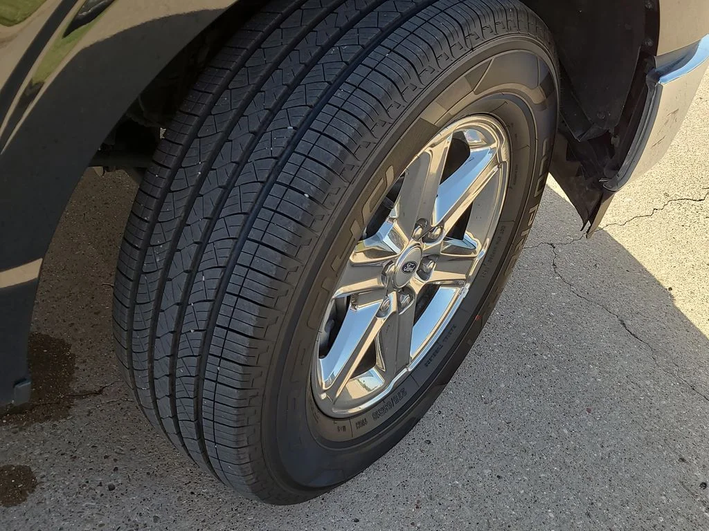 Used 2024 Black Ford XLT image 7