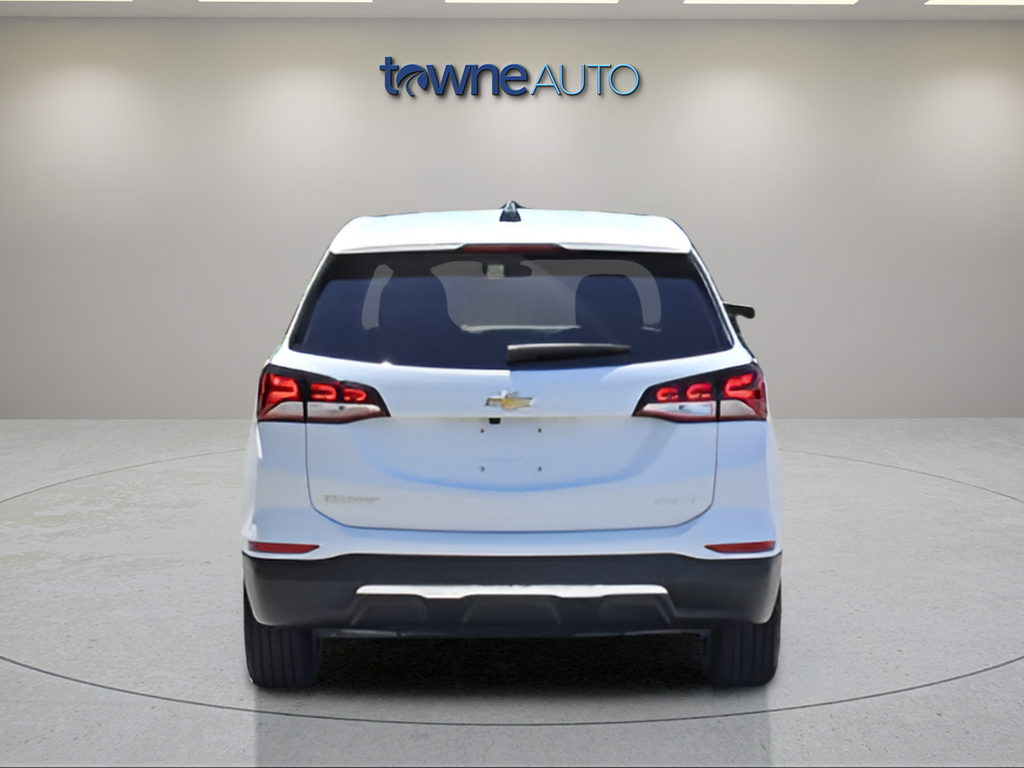 Used 2024 White Chevrolet LT image 4